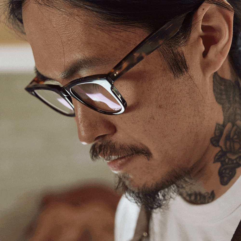 Block Blue Light Reading Glasses and Peepers | Caddis Life display picture 3